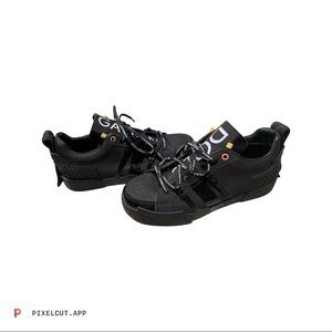 Dolce&gabbana’s size 10 in mens, never worn only taken out of the box